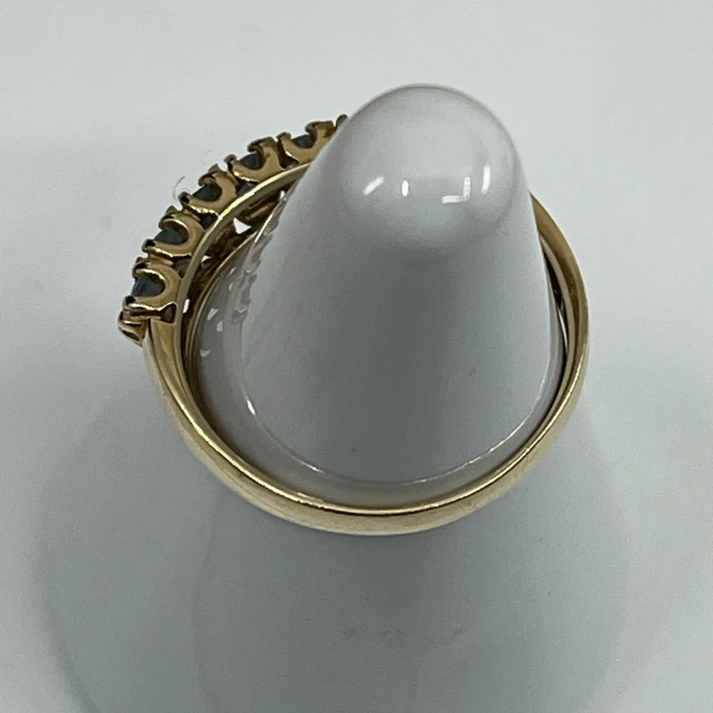 ✨ Vintage 10K Gold Natural Aquamarine Band Ring – Estate Beauty! ✨